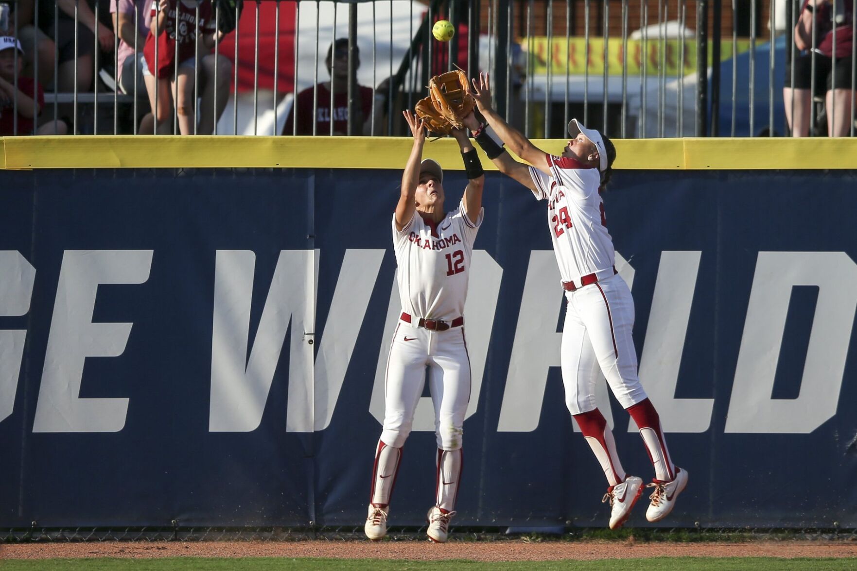 College World Series Championship Oklahoma vs Florida State